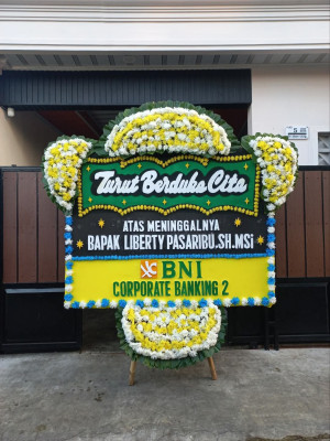 Papan Bunga Duka di Tewah