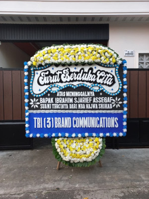 Papan Bunga Duka di Tewah